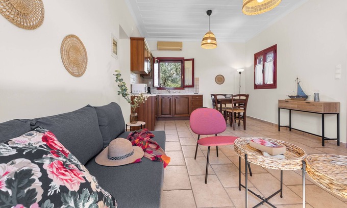 Lefkada Cottage | Α & G House Lefkada so closed to Lefkada town!
