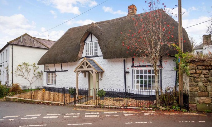 Marlborough House | A Heavenly Cottage for 6 very near Marlborough