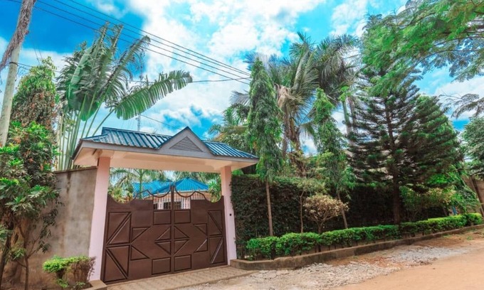 Kahe House | A home away from home, blissful home to enjoy a wonderful holiday gate away.