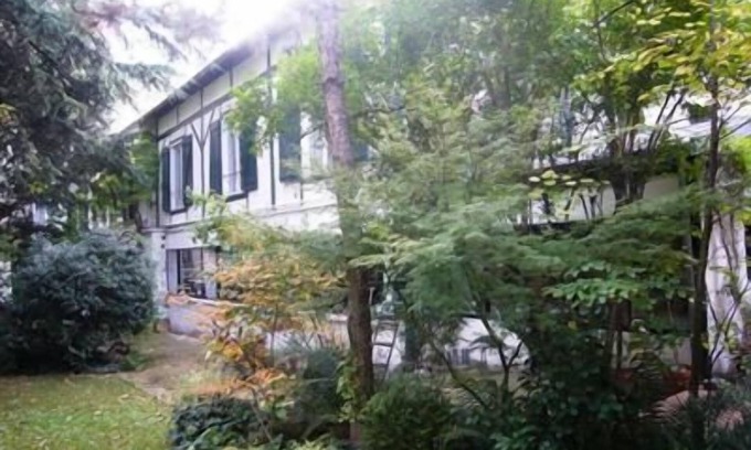 Quartier de la Roquette House | A HOUSE IN A GARDEN IN PARIS