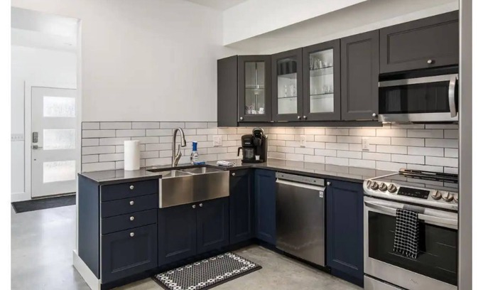 Hope Gardens House | A House Named Blue-4 beds 3 baths