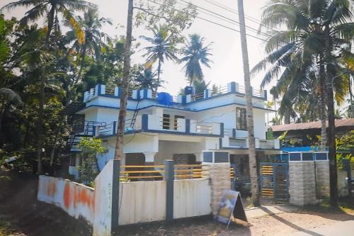 Munroe Island House | A K Munroe Homestay