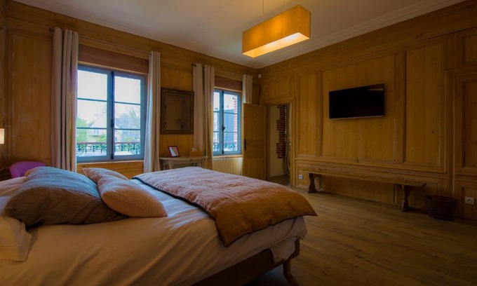 Honfleur Bed & Breakfast | A L'ecole Buissonniere
