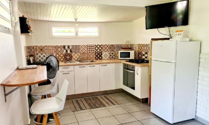 Le Francois Apartment | A l'ombre du goyavier