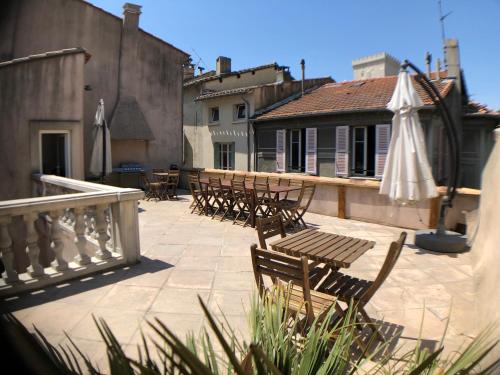 Avignon City Centre Apartment | A l'ombre du Palais
