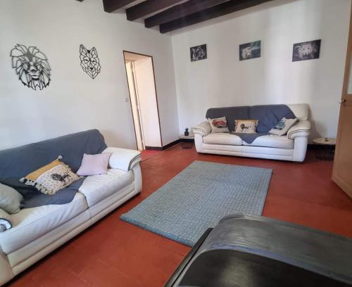 Noyers-sur-Cher House | A la 4L