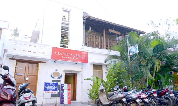 White Town House | A La Villa Creole