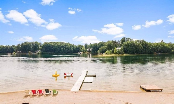 Traverse City House | A lakeside retreat that checks all the boxes for a fun family getaway all year-round!