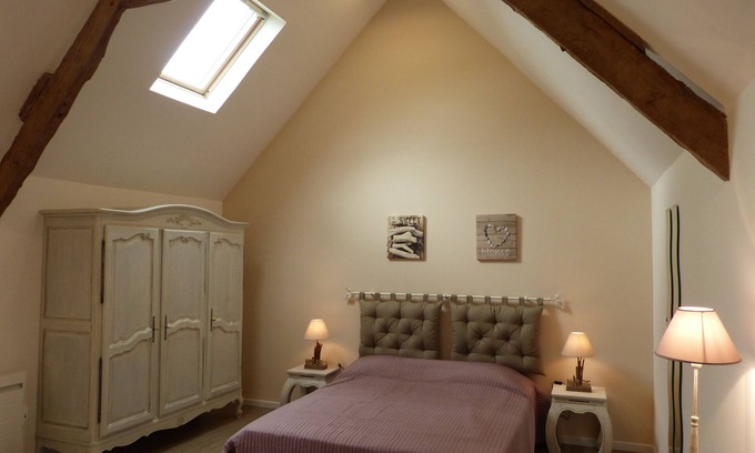 Mandeville-en-Bessin House | A large and comfortable house tastefully restored.