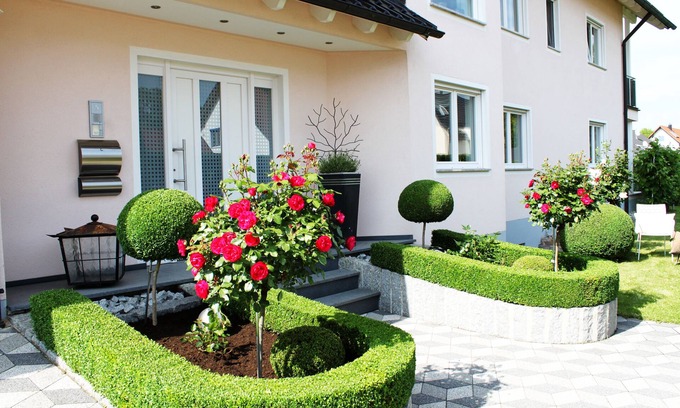 Leipheim Apartment | A large and very nicely furnished apartment near Legoland Germany