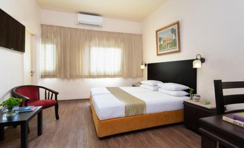 Rehavia Hotel | A Little House In Rechavia
