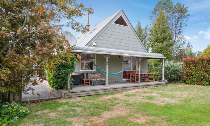 Turangi House | A Little Moore of Tongariro - Turangi Holiday home