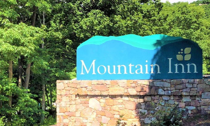 Wintergreen Condo | A Loft For All Seasons Ski-in/Ski-out at the top of Wintergreen Mountain