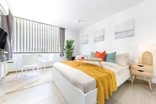 Bondi Beach Apartment | A Lovely Beach Studio 5min walk to Bondi Beach