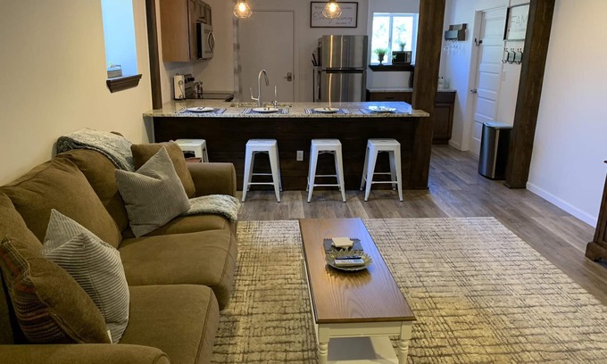 Dripping Springs House | A lovely villa in Dripping Springs that sleeps up to 5 guests