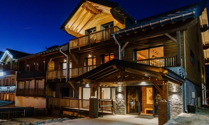 Saint-Francois-Longchamp Ski Chalet | A luxury chalet at the foot of the slopes