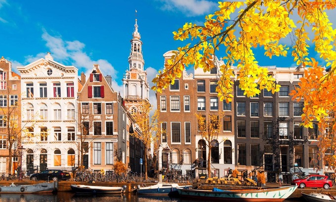 Amsterdam East Apartment | A minute to the tram, a minute to the beach-explore Amsterdam like never before