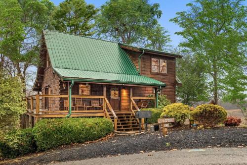 Pigeon Forge House | A Moment Inn Time