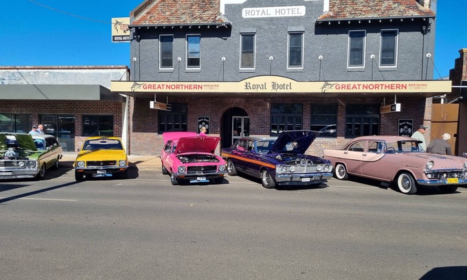 Guyra Hotel | A Must-visit Destination That's Truly Worth A Stop : Historic Royal Hotel Guyra