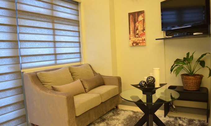 Legazpi Village Apartment | A New Luxurious One Bedroom Loft Apartment - 3 Minutes Walk To Greenbelt Mall