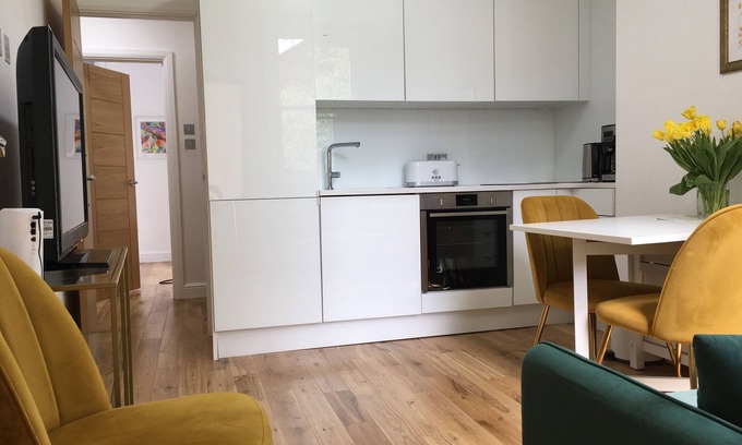 Notting Hill Apartment | A Newly Refurbished Apartment in Notting Hill, London