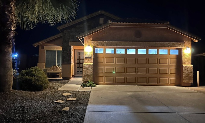 Pecan Creek House | A perfect 3-bedroom house with WiFi, AC in delightful Queen Creek