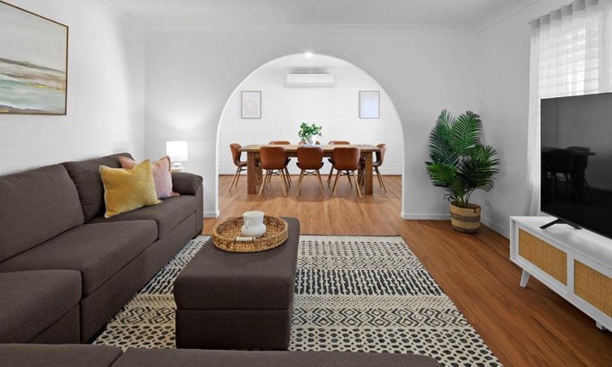 Scotts Head House | A Perfect Stay - Beach Base