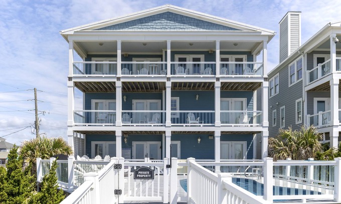 Atlantic Beach House | A Pierless Vista, Oceanfront House in Atlantic Beach, NC!