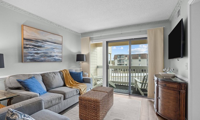 Morehead City Condo | A Place at the Beach - 2 bedroom, 2 baths - Pools, Waterslide, Mini-golf & more!
