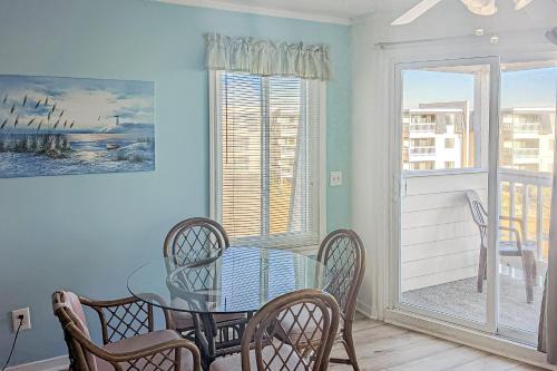 Morehead City Apartment | A Place At The Beach 310