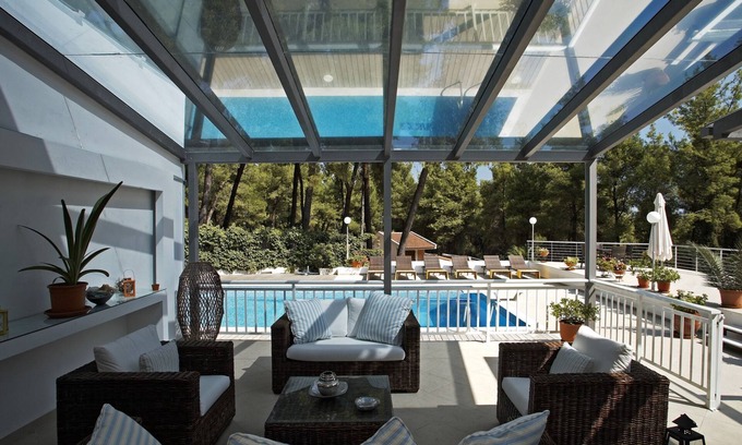 Sane Villa | A Private Haven: Hera with Secluded Pool and Garden
