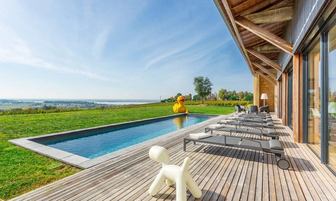 Plassac House | A renovated Bordeaux winery, Grand Prix 2017 Maison&Travaux