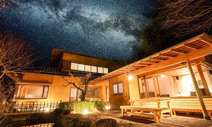 Futo House | A rental villa with a natural hot spring surrounded by rich nature near Lake Ippeki/Ito Shizuoka