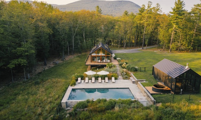 Kerhonkson House | A Retreat @ Hudson Woods With Main & Guest House