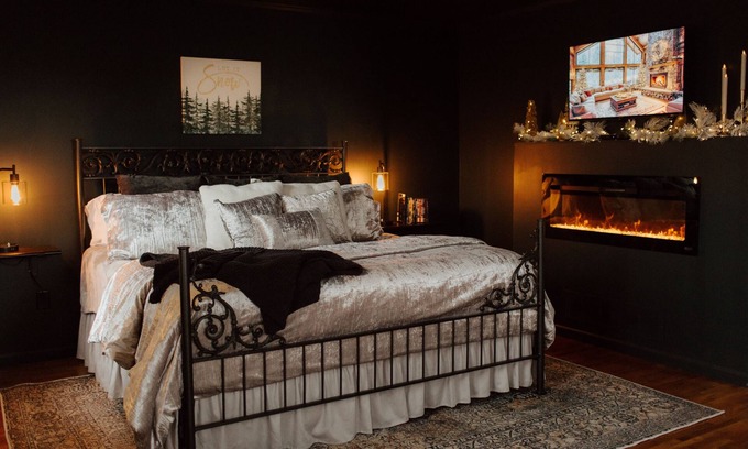 Sulphur Springs Apartment | A Romantic Escape - A Treat For Shawshank Prison Fans!