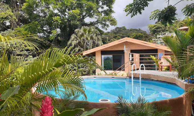 La Fortuna House | A Romantic Hidden Jungle Gem just for Two, Spectacular Views, A/C & Private Pool