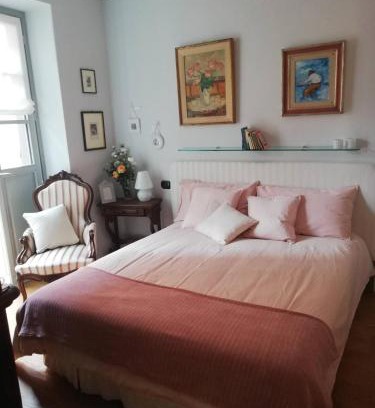 Dogliani Apartment | A room in the 'borgo'