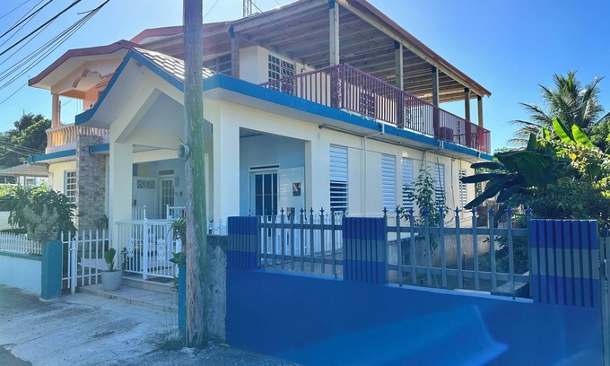 Guaniquilla Apartment | A second story house at less than 5 min walking from beach