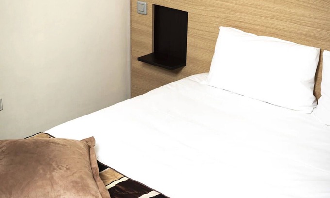 Gap Hotel | A Short Drive to Céüse! FIDO-friendly Unit with Onsite Parking! Seasonal Pool!