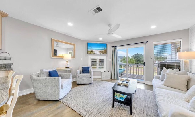 Santa Rosa Beach House | "A Sight 2 Sea" Beachy Townhouse, Private Beach Access, Pool, Hot Tub