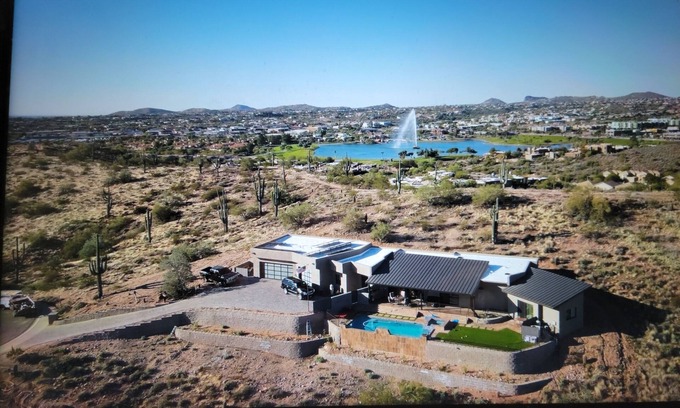 Diamante Del Lago House | A slice of heaven. Brand new home with panoramic views