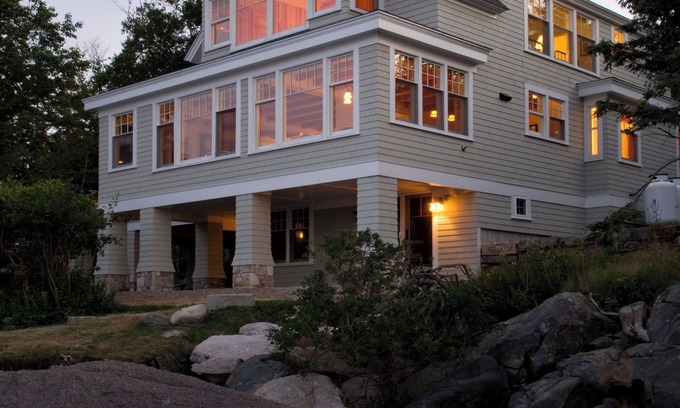 Newagen House | A SLICE OF HEAVEN | 4 Bed, 3 Bath