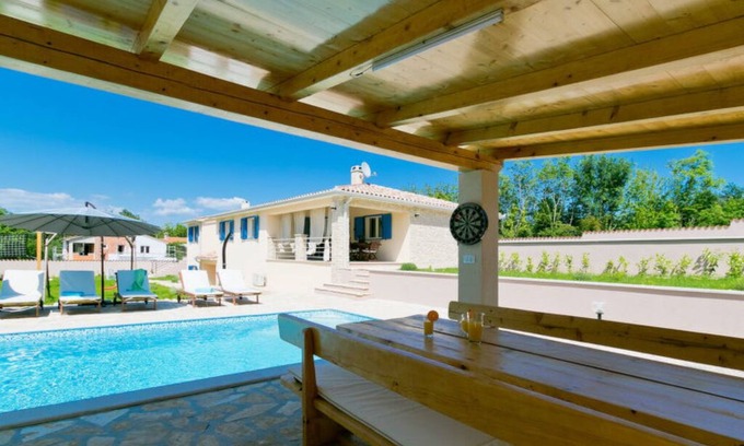 Snasici House | A spacious four-bedroom villa with sauna and private pool