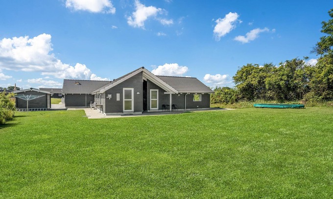 Høruphav House | A sumptuous, well-equipped vacation home for the athletically active.