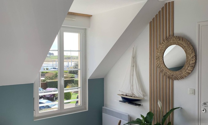 Barneville-Carteret Apartment | A sunny apartment just 2 steps from the port, decorated to a high standard