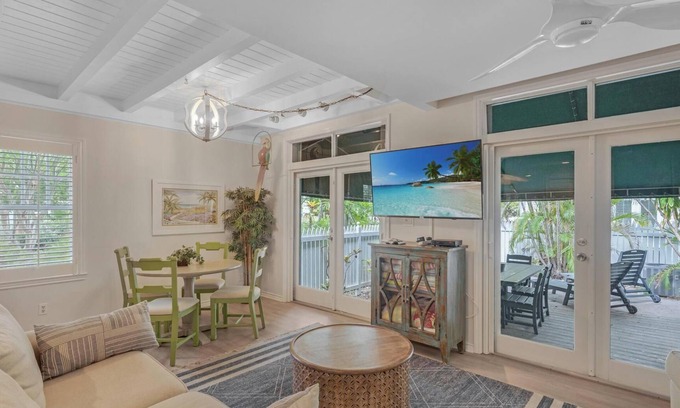 Truman Annex House | A SUNRISE COTTAGE at The Truman Annex in Key West