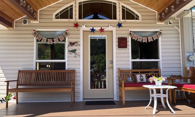 Kellogg House | A Sweet cabin at Silver Mountain in Kellogg, Idaho