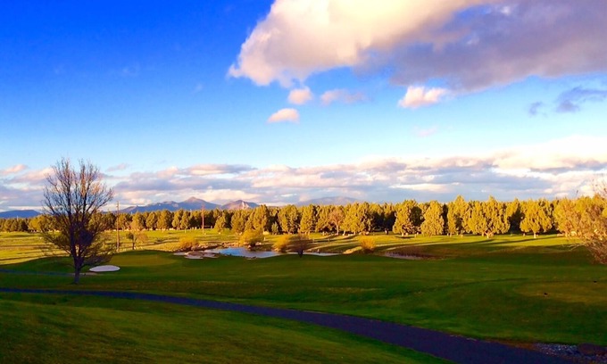 Redmond House | A vacation experience that does your heart good!