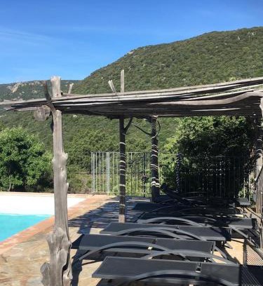 Monacia-d'Aullene House | A Vista 11