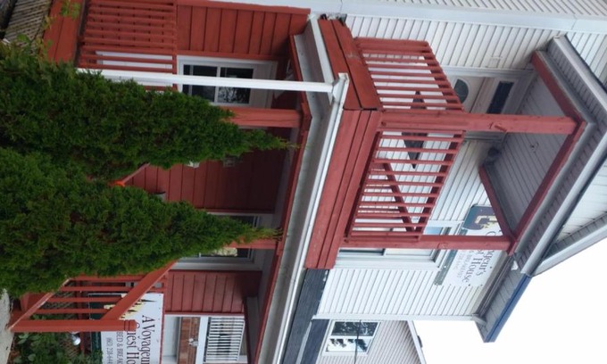 Centretown Bed & Breakfast | A Voyageur's Guest House